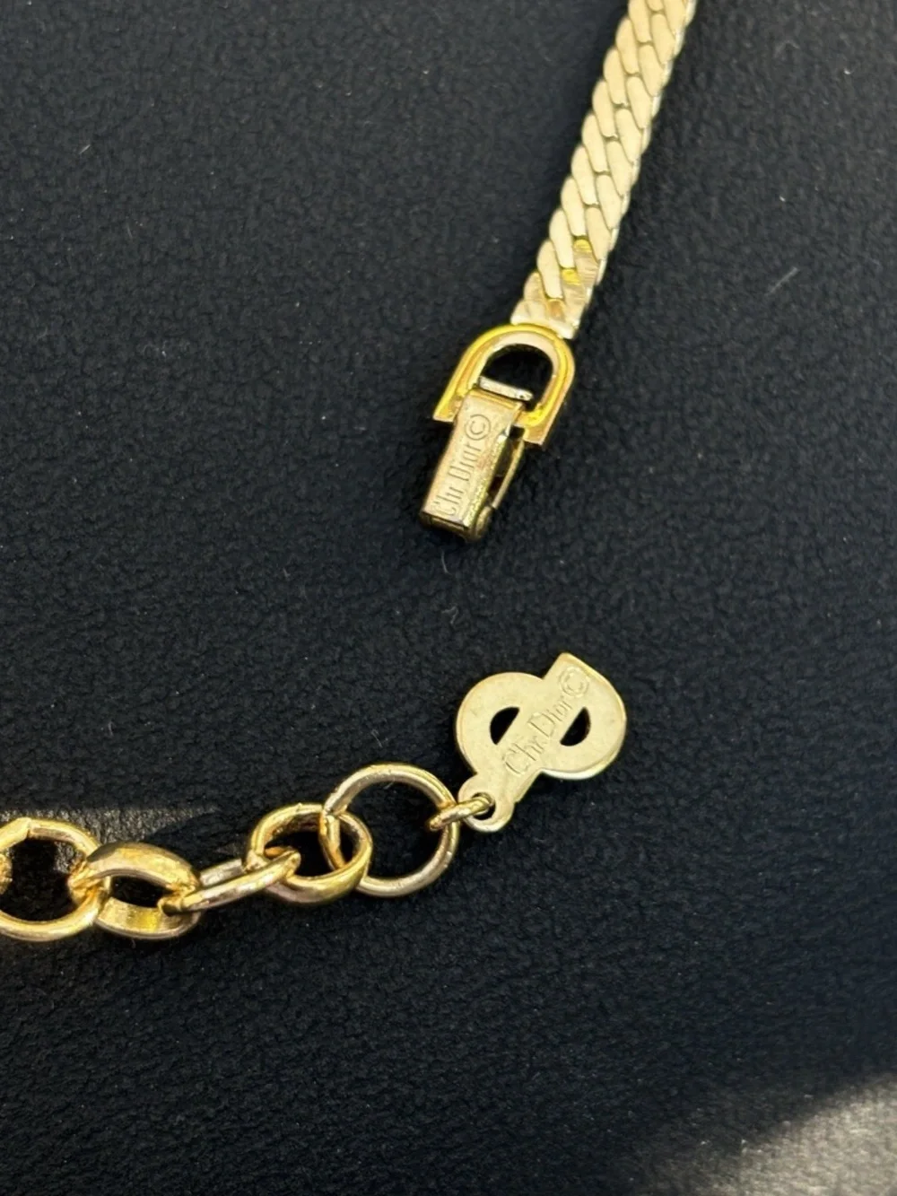 Dior Necklace - Picture 4 of 4